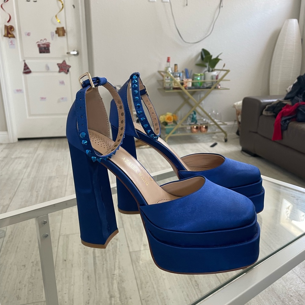 Akira blue chunky platform heels